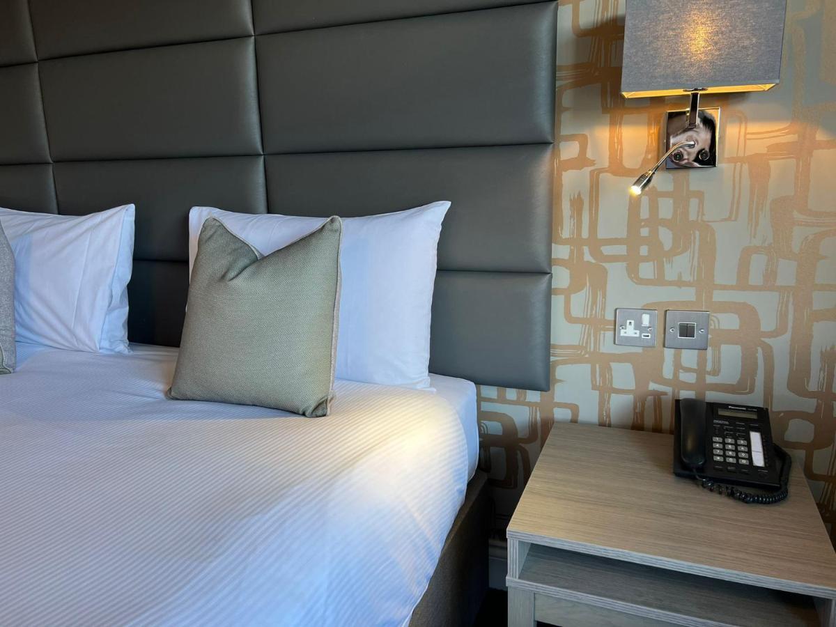 קוגשול The Essex Golf & Country Club Hotel מראה חיצוני תמונה