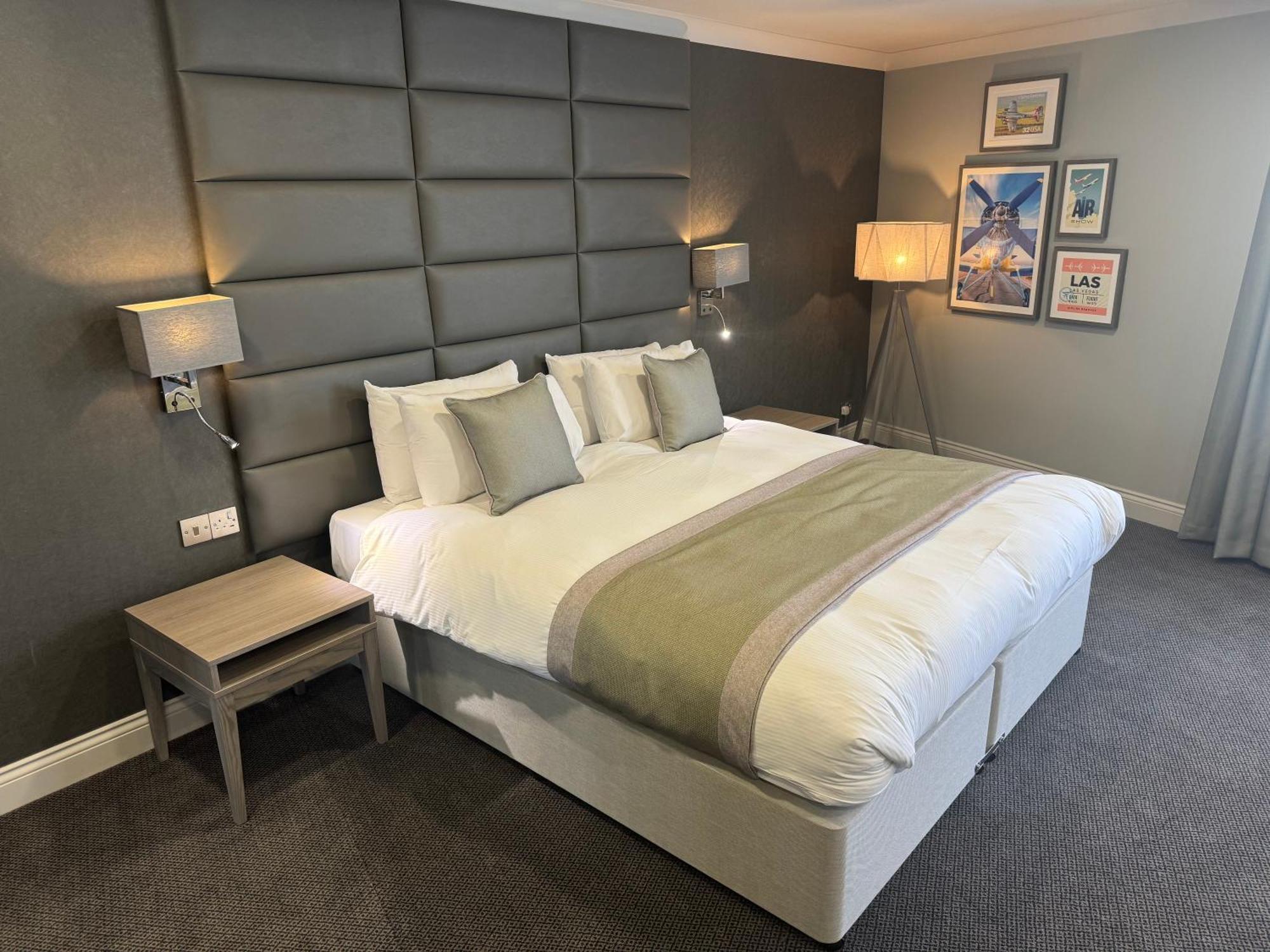 קוגשול The Essex Golf & Country Club Hotel מראה חיצוני תמונה