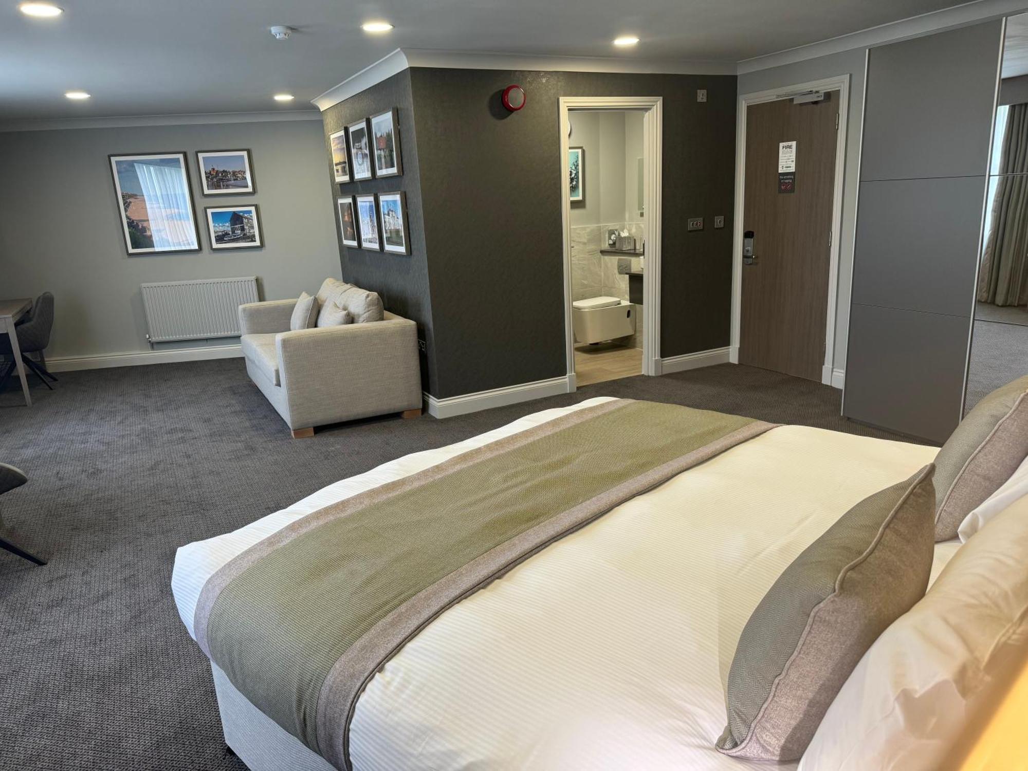 קוגשול The Essex Golf & Country Club Hotel מראה חיצוני תמונה