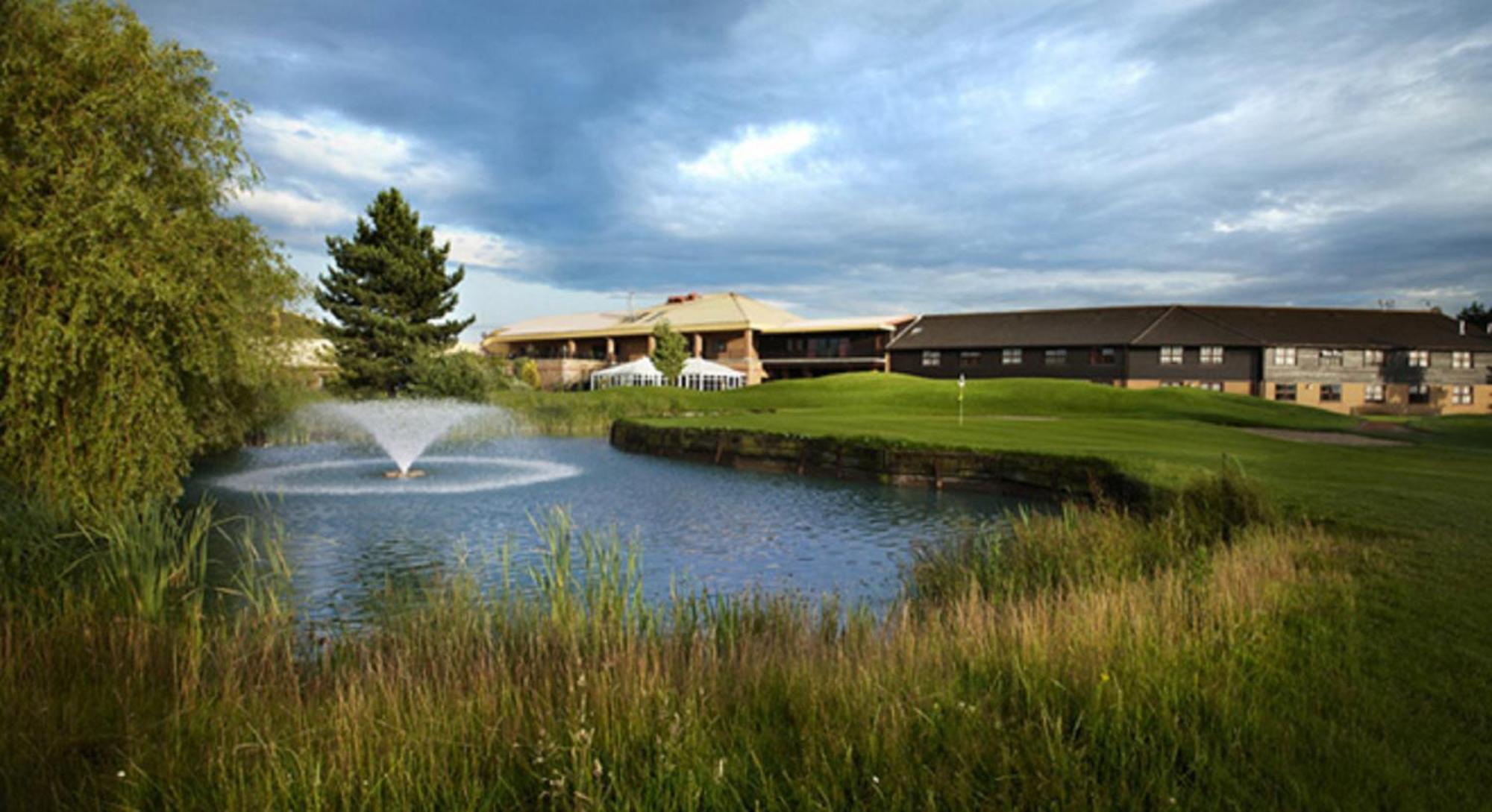 קוגשול The Essex Golf & Country Club Hotel מראה חיצוני תמונה